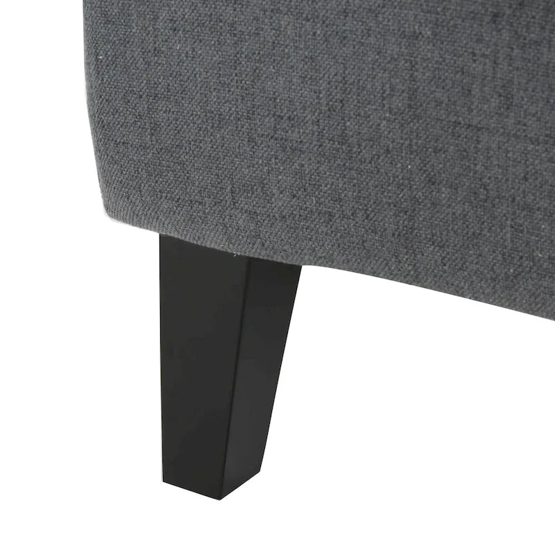 27 Poltrona con schienale alto