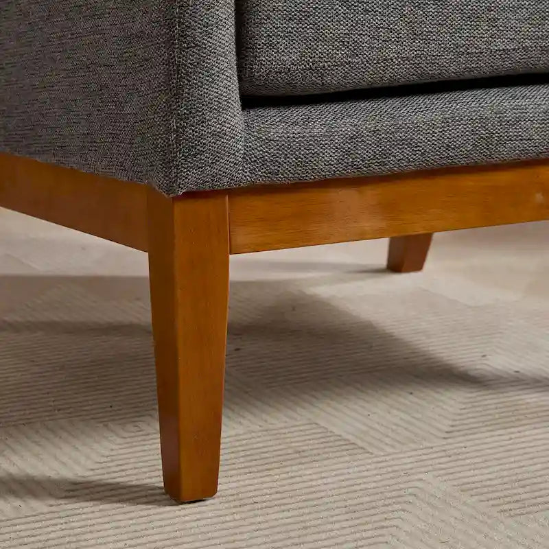 26.18 Poltrona imbottita con schienale alto