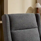 26.18 Poltrona imbottita con schienale alto