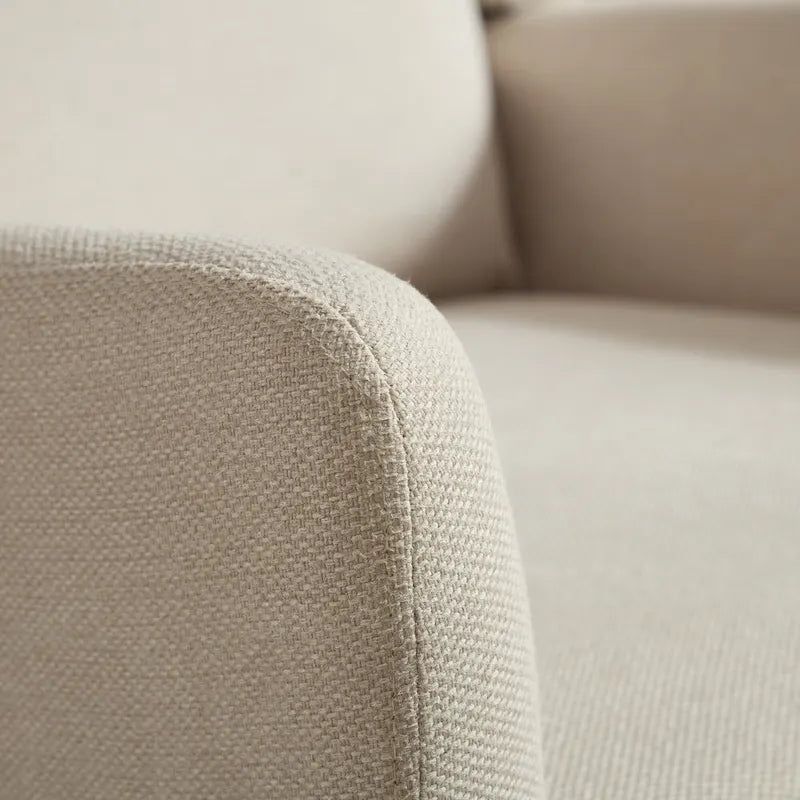 26.18 Poltrona imbottita con schienale alto