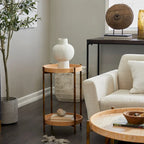 Tavolino decorativo in rattan con 2 ripiani e gambe in metallo ispirate al bambù - Marrone - Roche River Decor - 18W x 18L x 26H