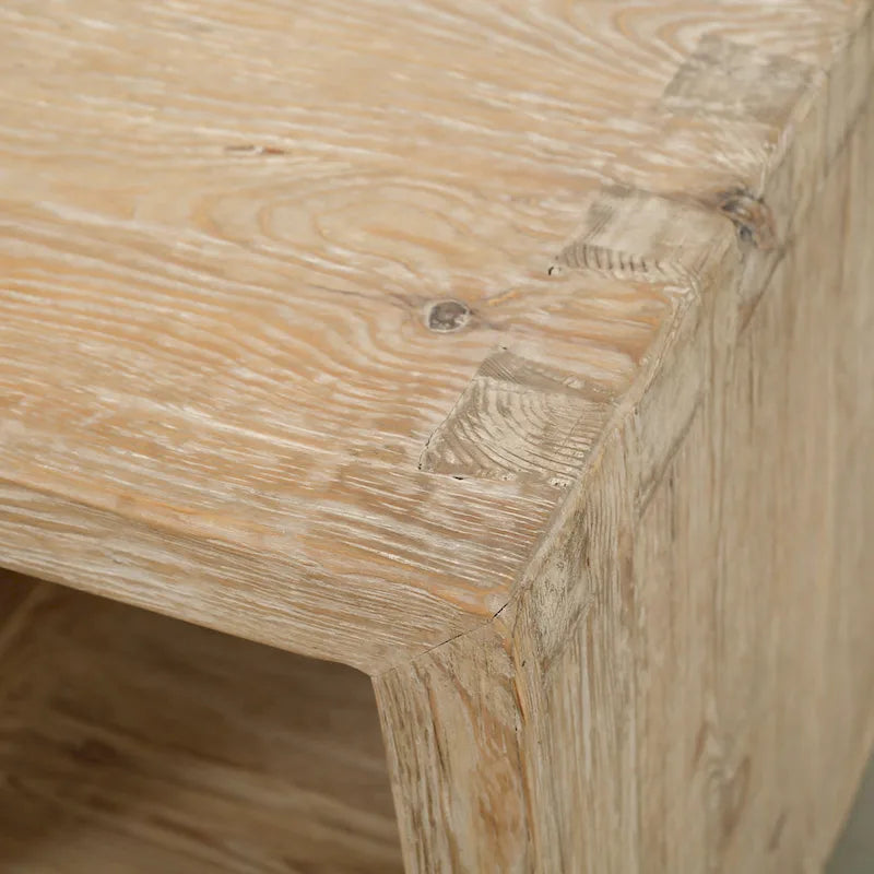 Tavolino laterale Capri Waterfall di Artissance con ripiano, effetto naturale invecchiato, 22x22x24H