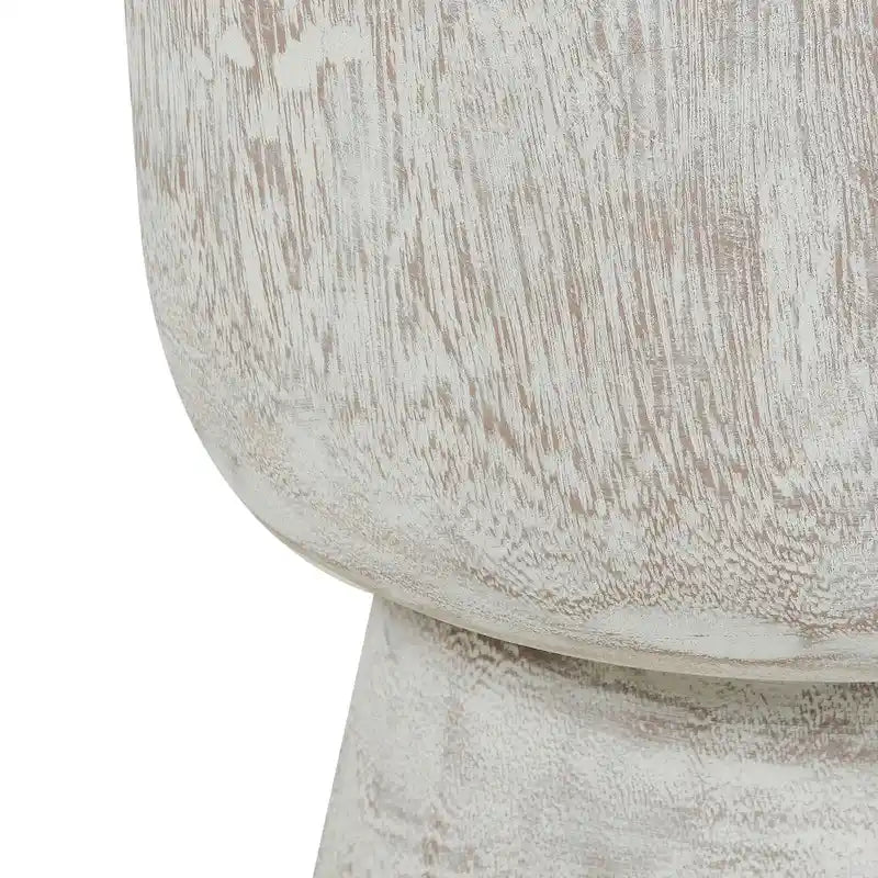 Tavolino rotondo con piedistallo in legno massello di teak sbiancato di East at Main