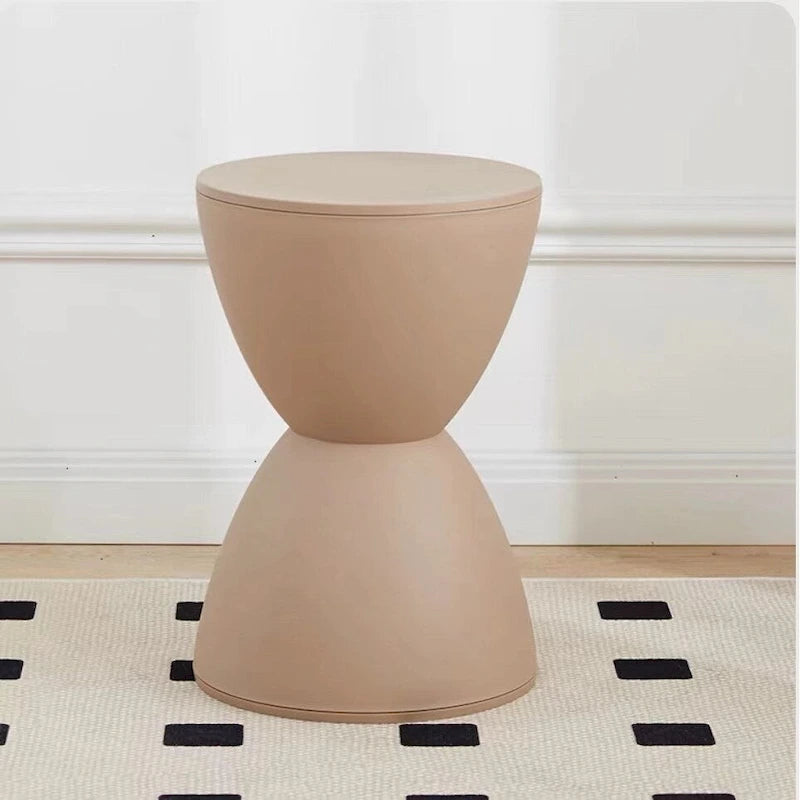 Tavolino laterale moderno con sgabello Prince, sgabello decorativo moderno e contemporaneo per accenti eleganti nella casa