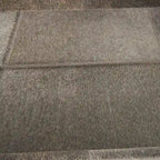 Tavolino laterale in pelle con gambe e maniglie diagonali in argento - Grigio - Roche River Decor