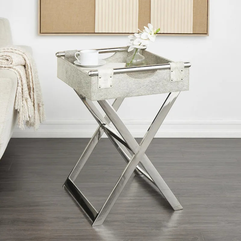 Tavolino laterale in pelle con gambe e maniglie diagonali in argento - Grigio - Roche River Decor